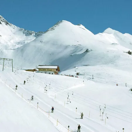 Modern In With Terrace Ramsau im Zillertal